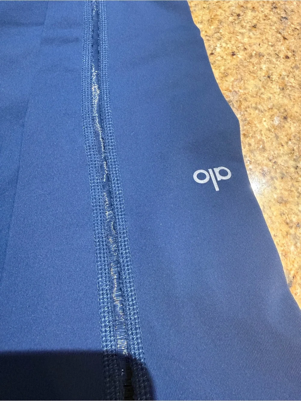ALO Leggings
